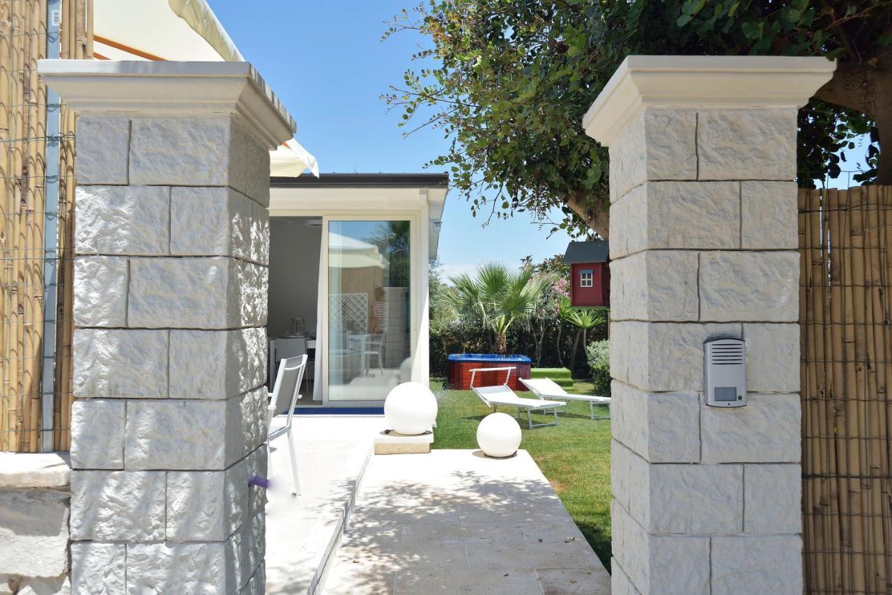Casa Con Accesso Al Mare Leilighet Santa Maria Del Focallo Eksteriør bilde