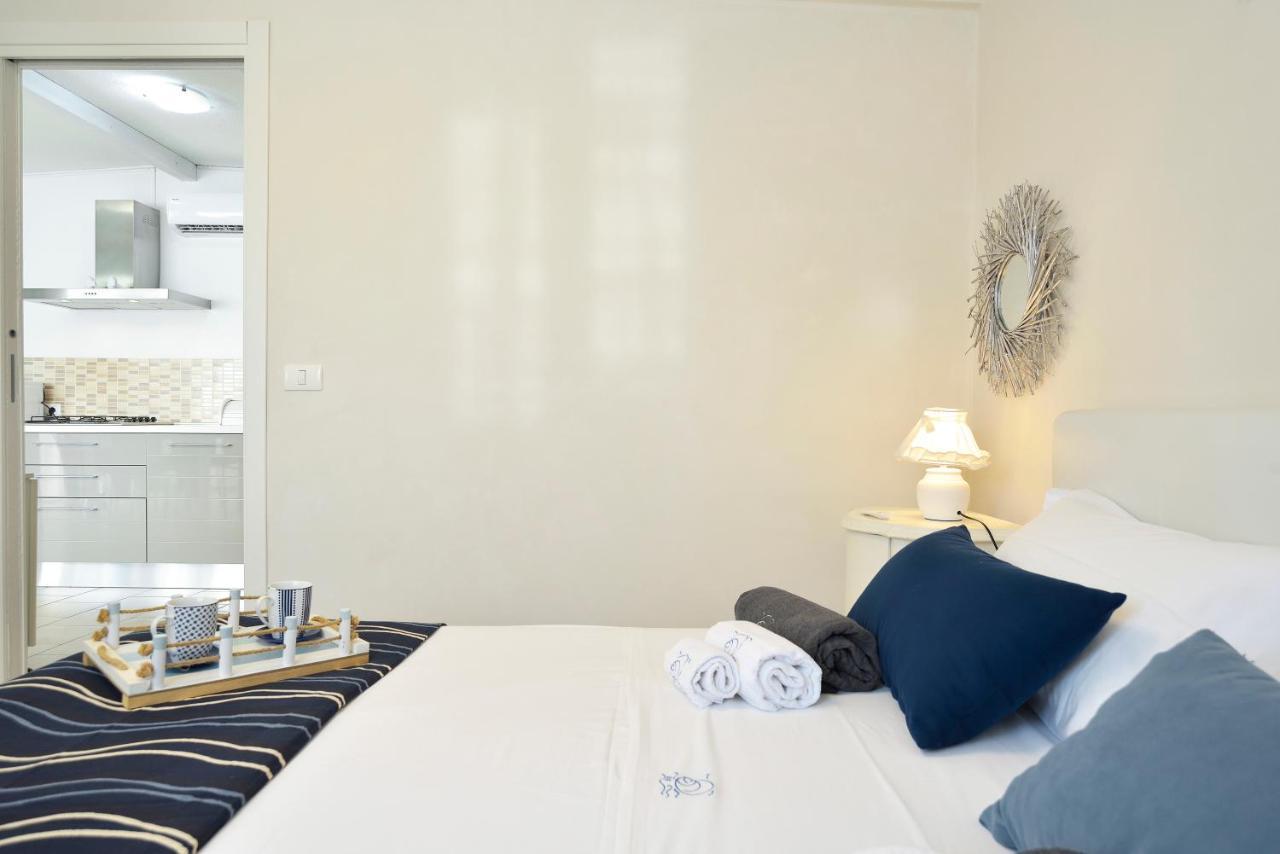 Casa Con Accesso Al Mare Leilighet Santa Maria Del Focallo Eksteriør bilde
