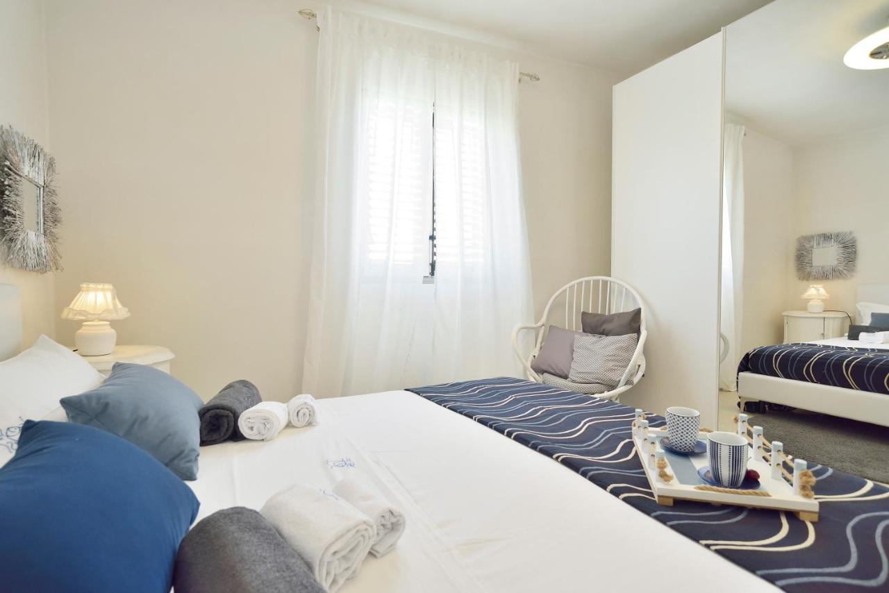 Casa Con Accesso Al Mare Leilighet Santa Maria Del Focallo Eksteriør bilde